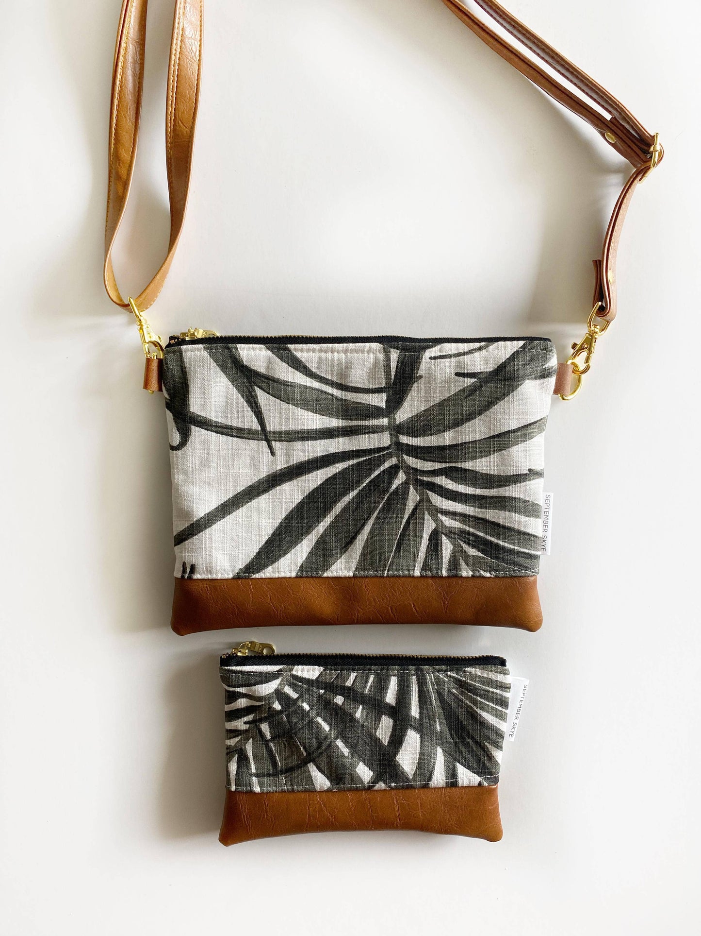 Small crossbody bag in dark fern