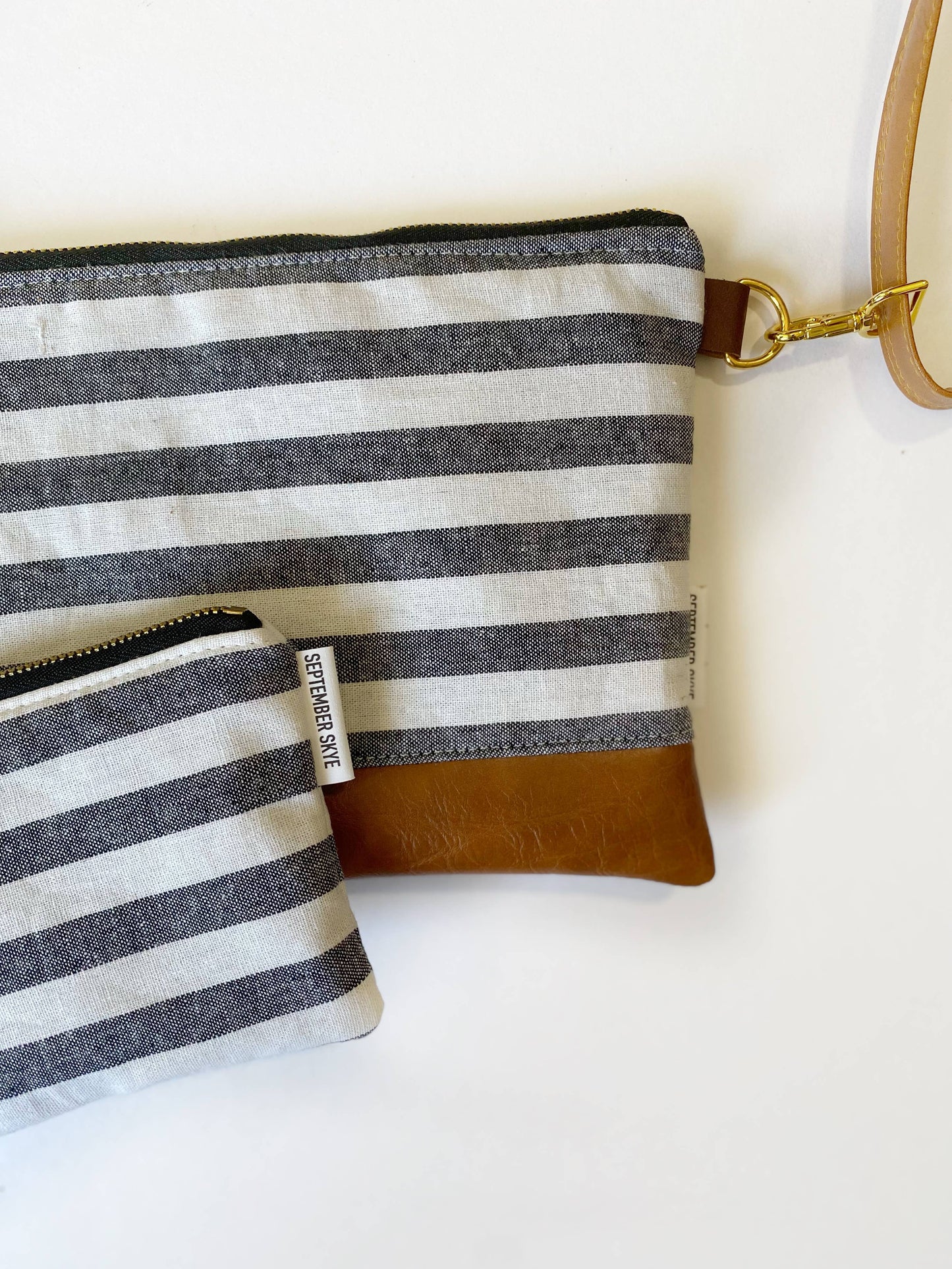 Small crossbody bag in blue linen and white stripe