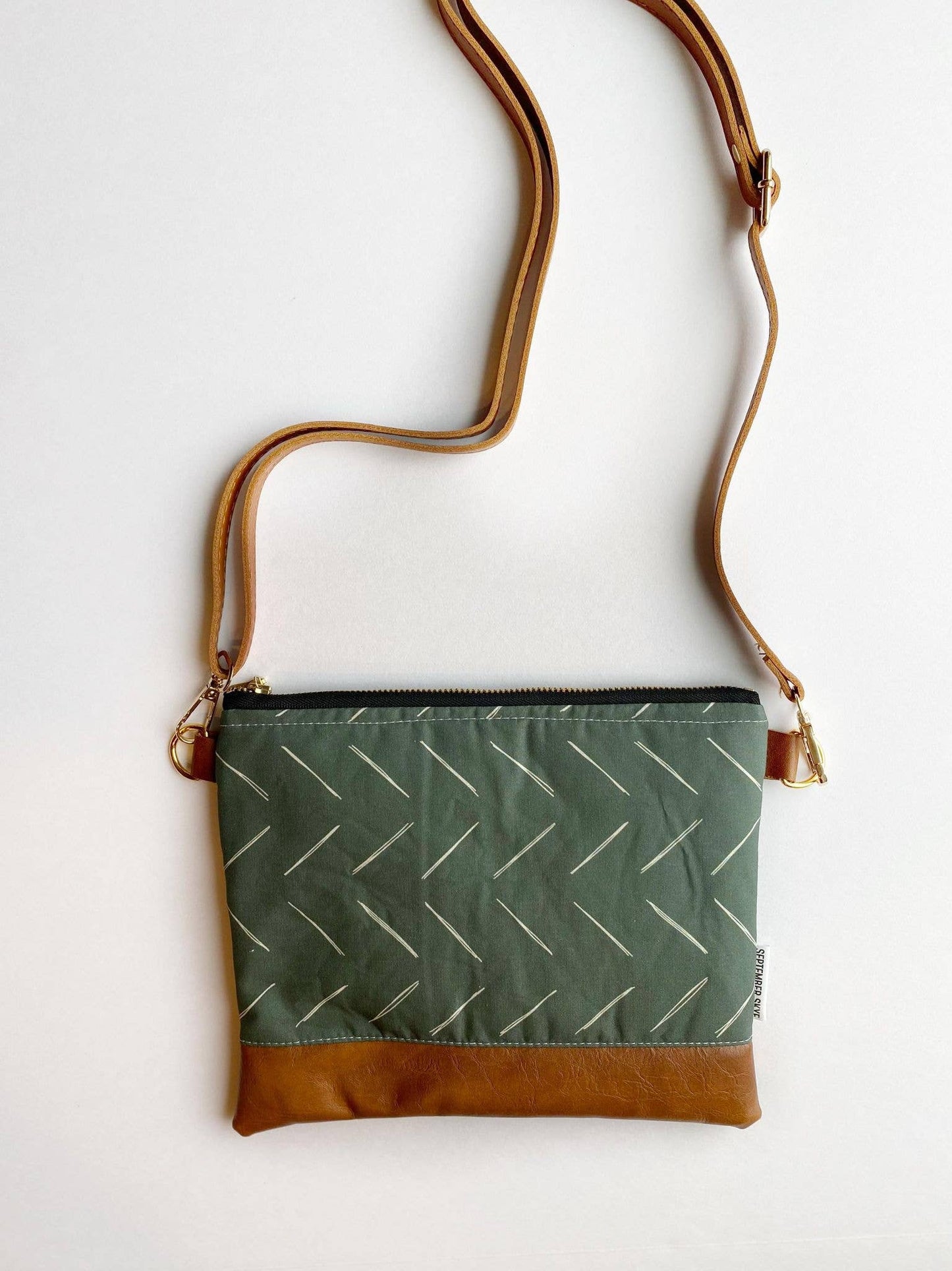 Small crossbody bag in duck green chevron