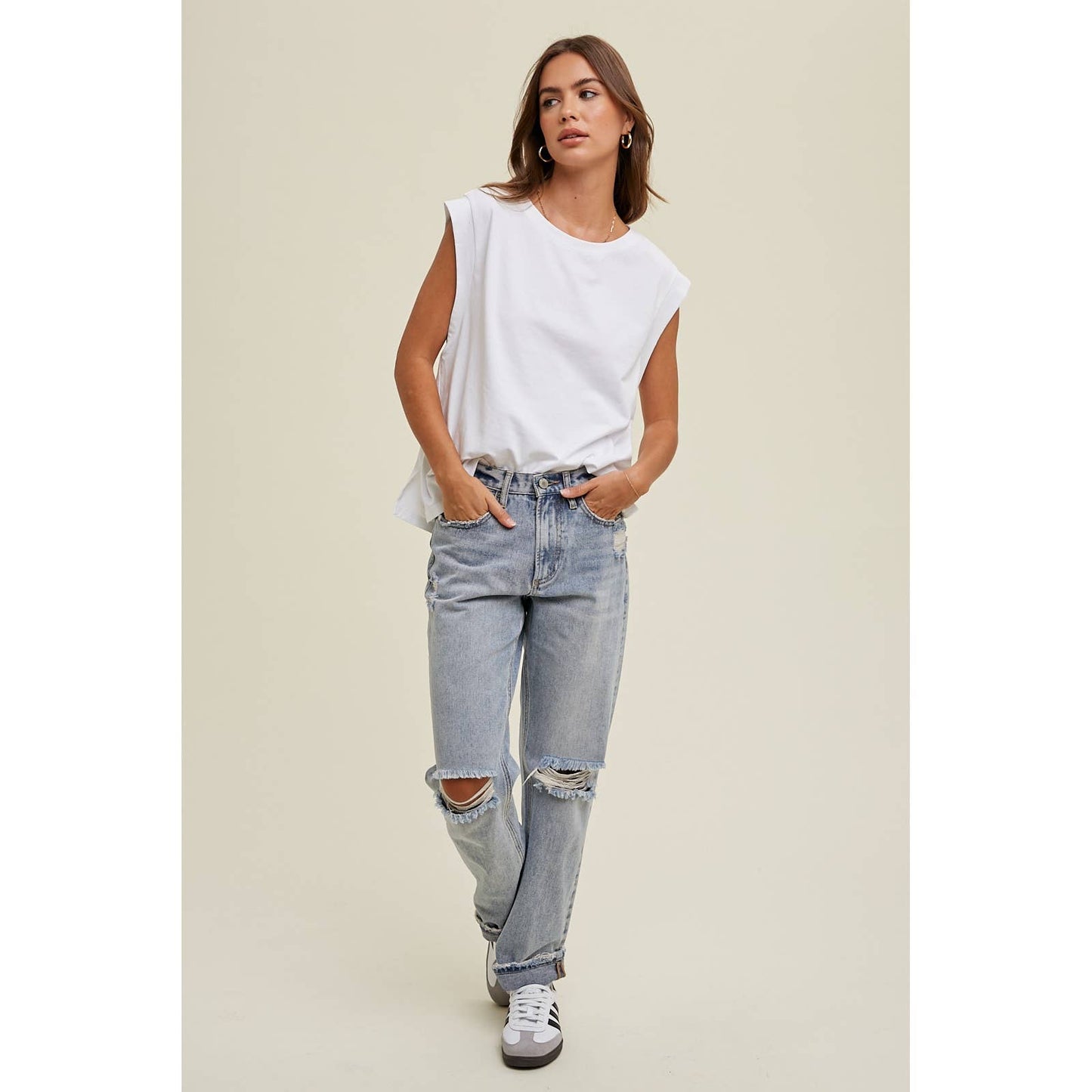 MUSCLE TEE WITH SIDE SLITS -OFF WHITE