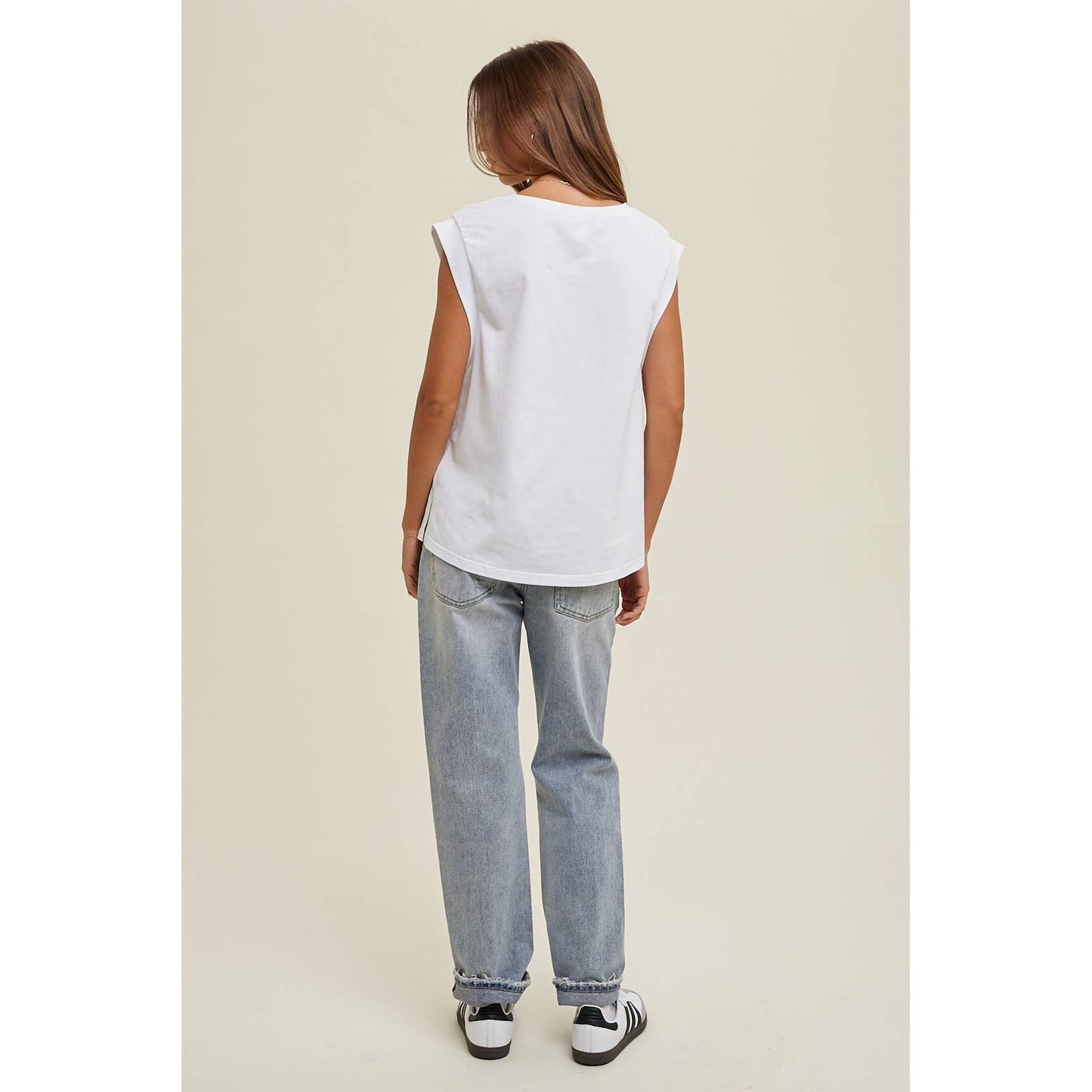 MUSCLE TEE WITH SIDE SLITS -OFF WHITE