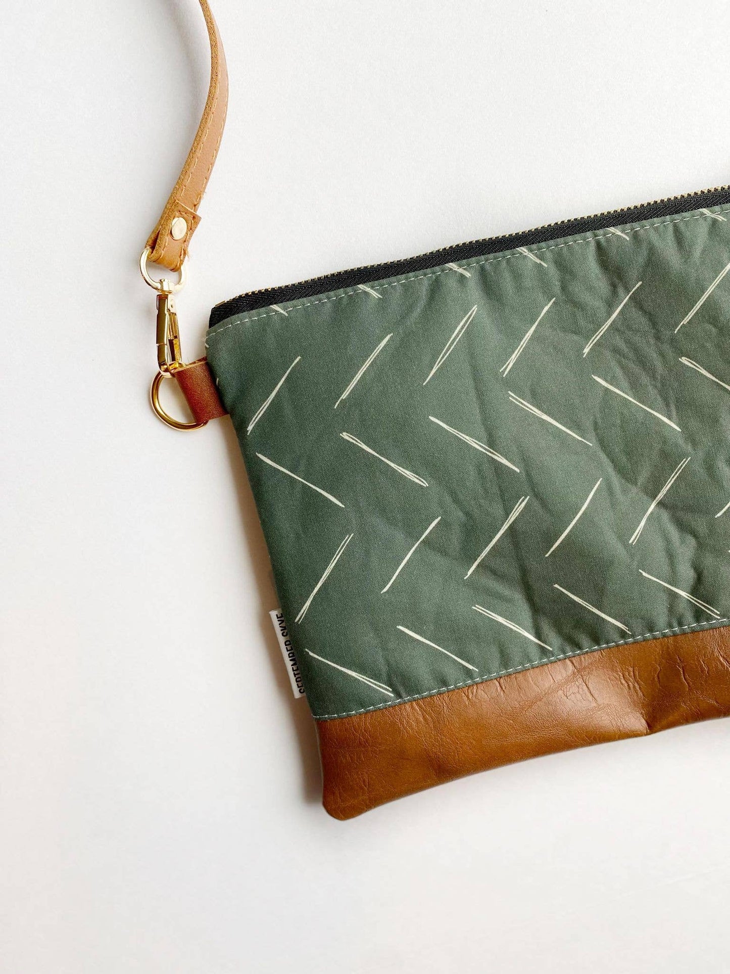 Small crossbody bag in duck green chevron