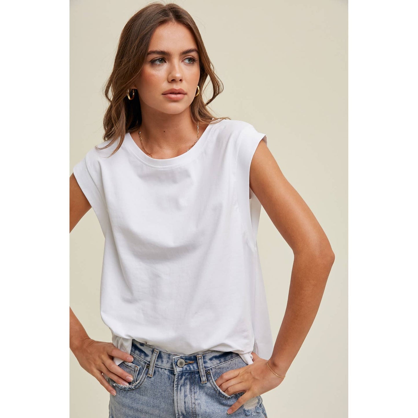 MUSCLE TEE WITH SIDE SLITS -OFF WHITE