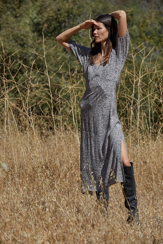 Casual V-Neck Maxi Dress: Charcoal